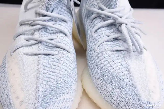 350 FW3043 White Adidas V2 Yeezy Boost Cloud 0607